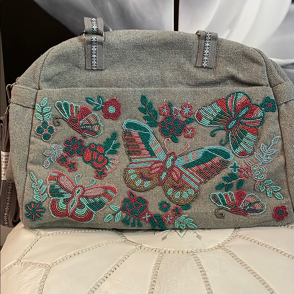America and Beyond Embroidery tote/overnight bag